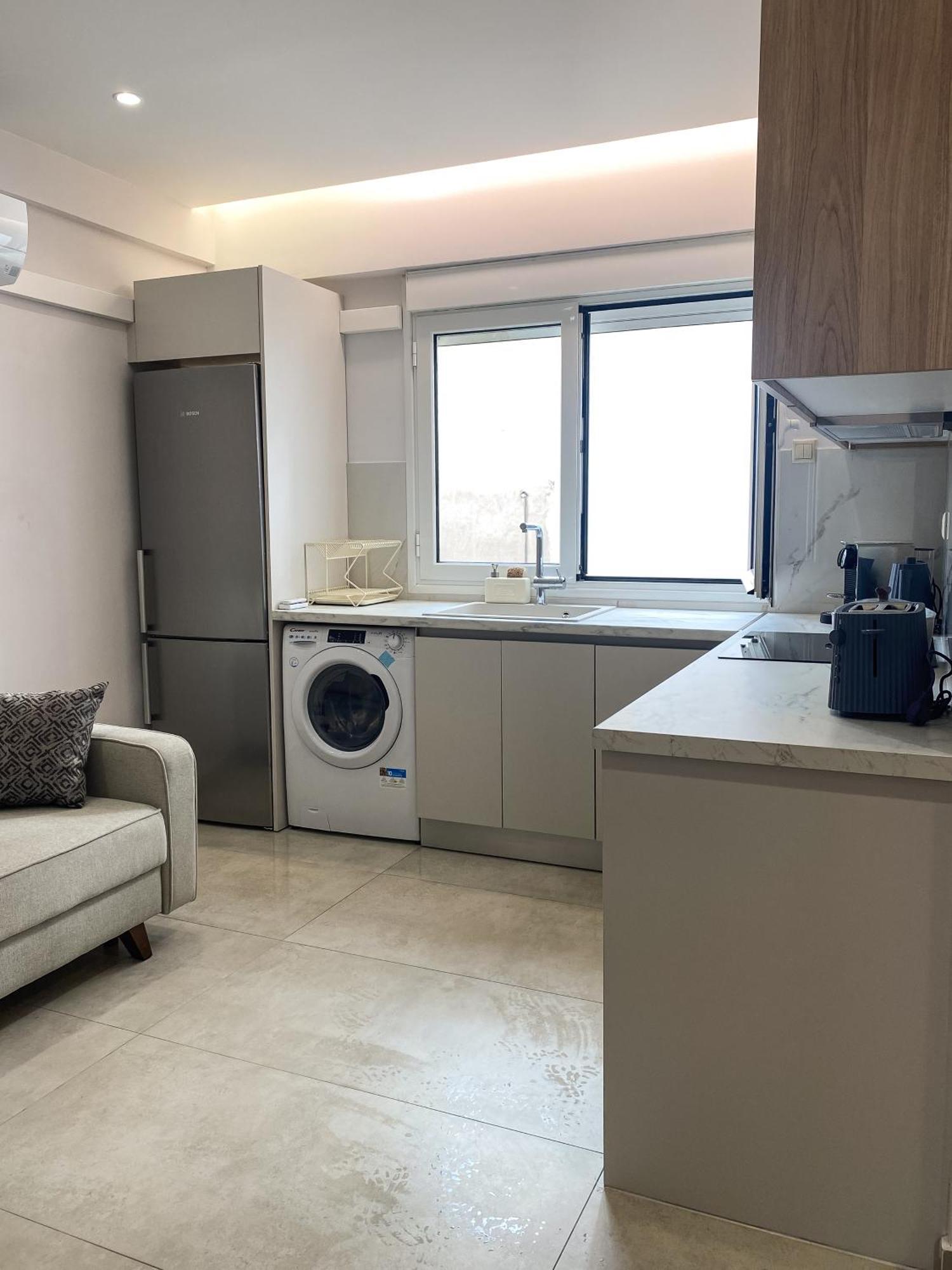 Stylish In The Heart Of Apartment Athens
